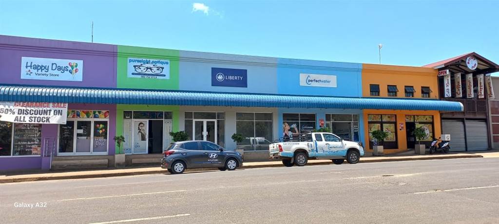 2500  m² Commercial space in Louis Trichardt photo number 1
