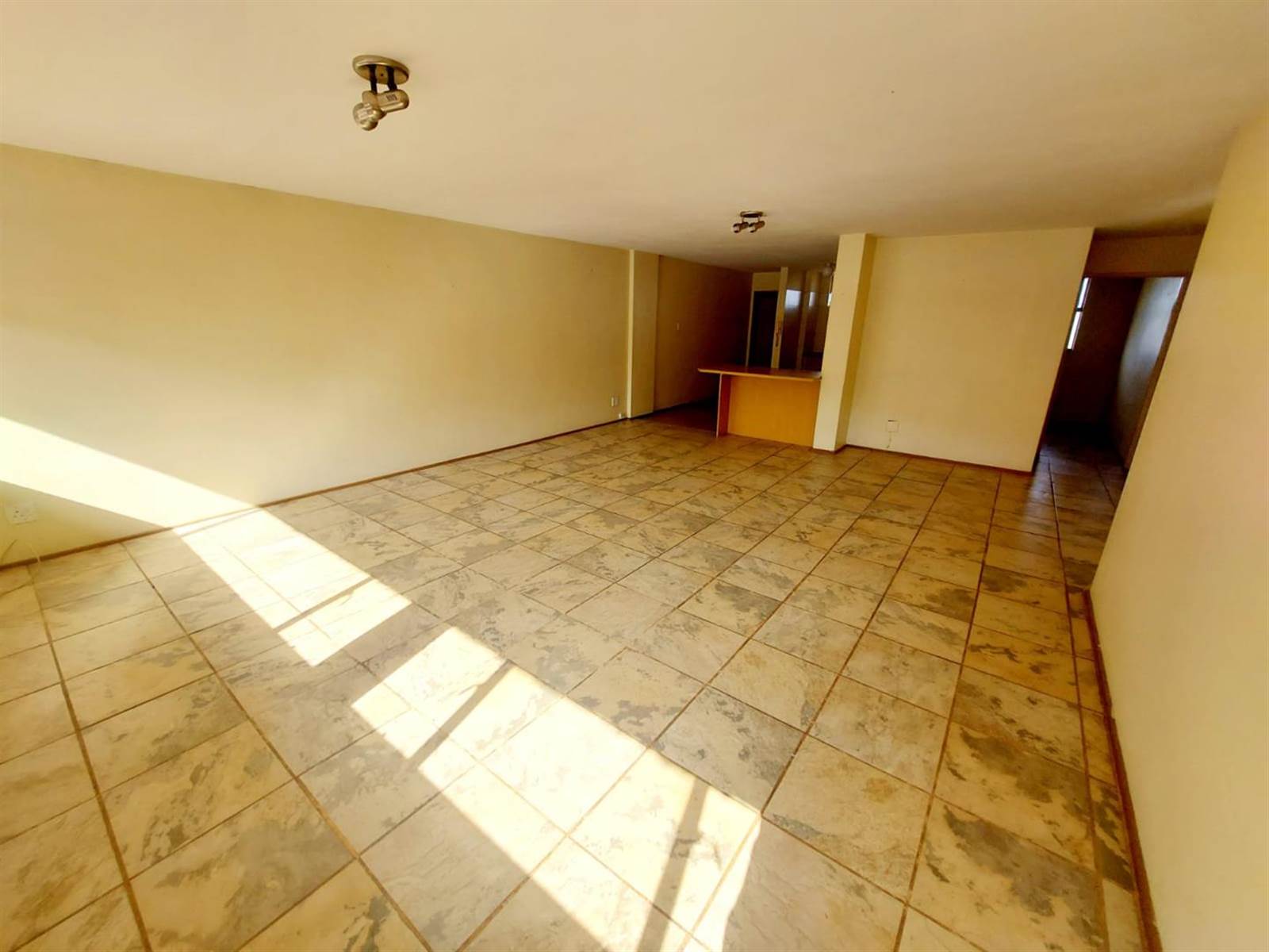 3 Bed Apartment in Wonderboom South photo number 2