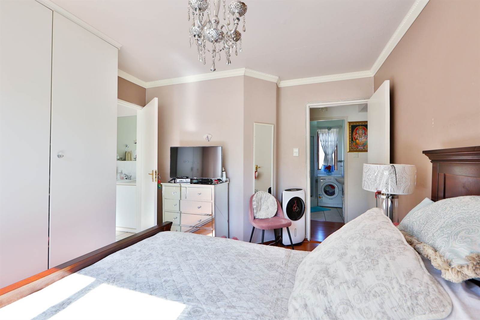 3 Bed Apartment in Bryanston photo number 11