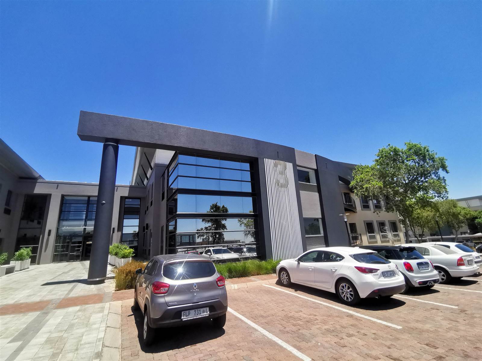 571  m² Commercial space in Strubens Valley photo number 1