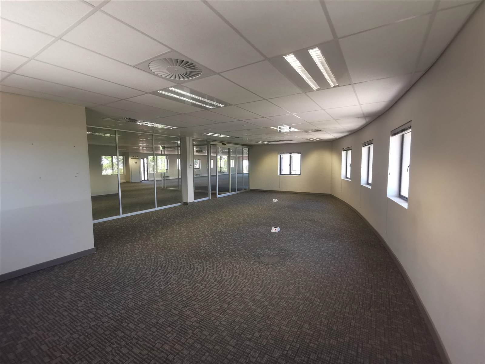 571  m² Commercial space in Strubens Valley photo number 12