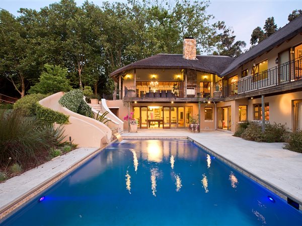 6 Bedroom House