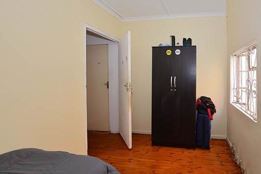 9 Bed House in Parow Central photo number 16