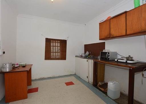 9 Bed House in Parow Central photo number 19