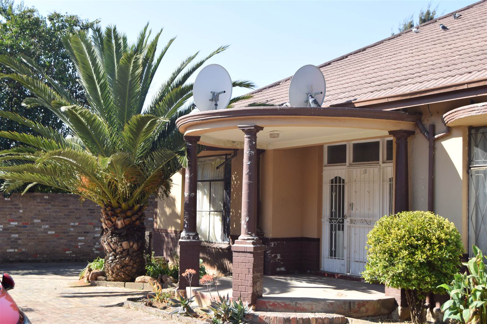 12 Bed House in Germiston South photo number 9