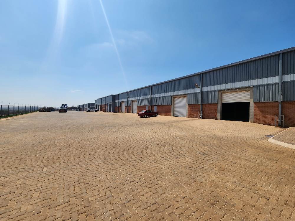 1315  m² Industrial space in Olifantsfontein photo number 5