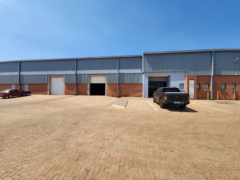 1315  m² Industrial space in Olifantsfontein photo number 4