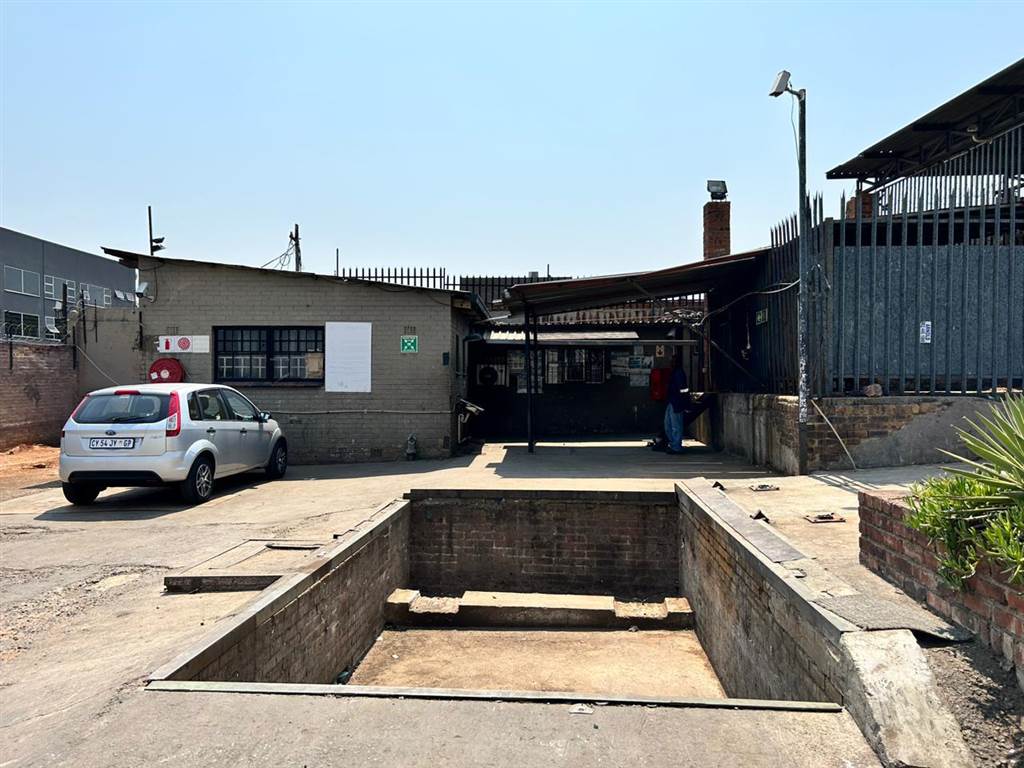 120  m² Industrial space in Wynberg photo number 7