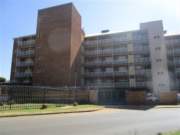2 Bed Apartment in Pretoria North