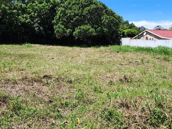 2409 m² Land available in Umtentweni