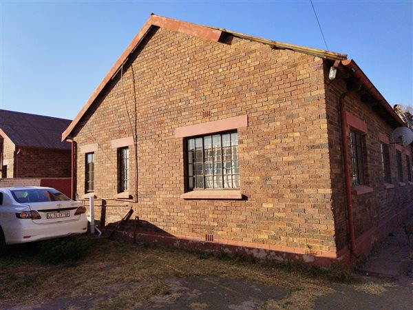 3 Bedroom House 3 Bedroom House