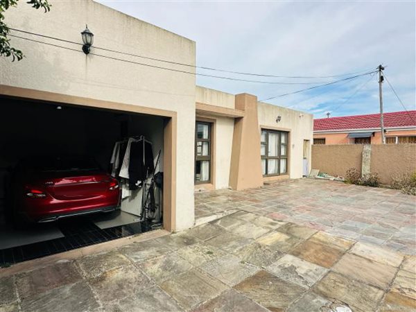 4 Bed House in Cape Town City Centre