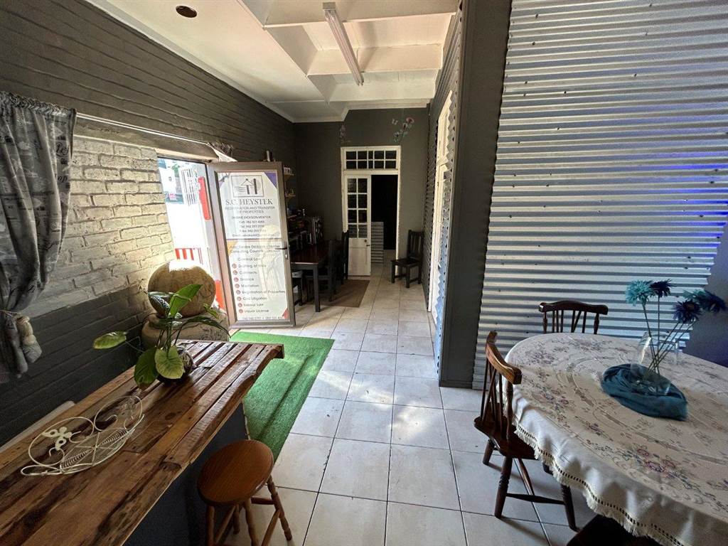 280  m² Commercial space in Jeffreys Bay photo number 8