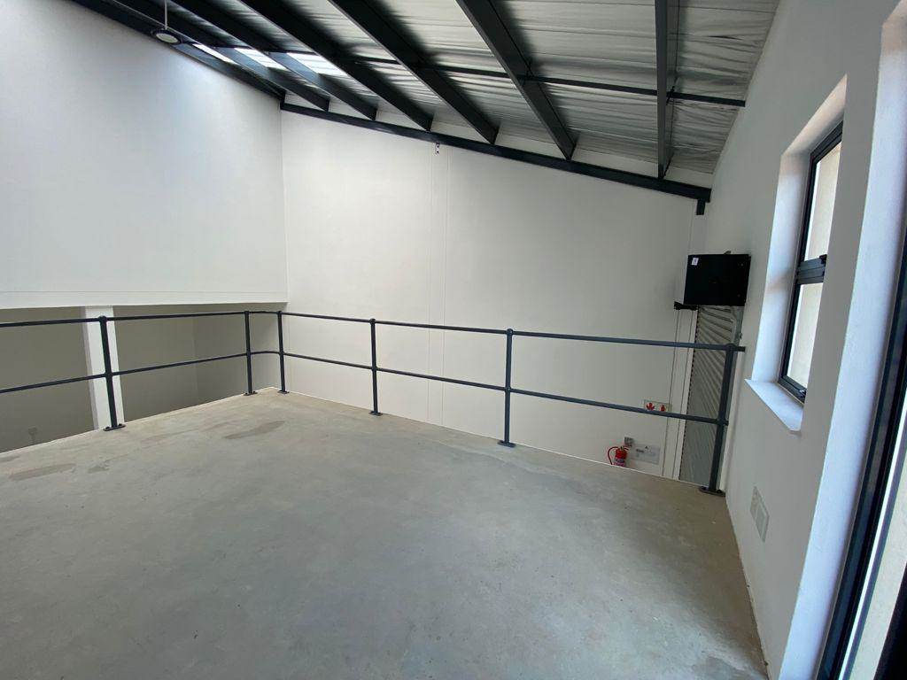 147  m² Industrial space in Barbeque Downs photo number 22