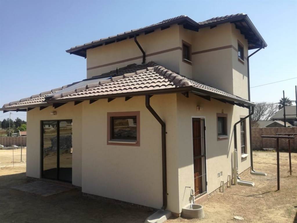 3 Bed House in Kya Sands photo number 12