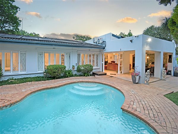 4 Bedroom House 4 Bedroom House