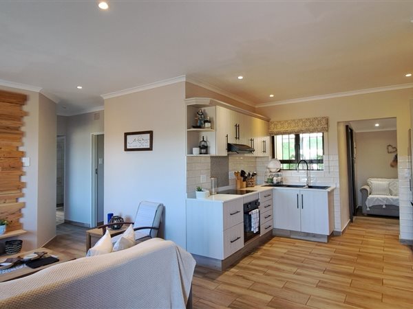 2 Bedroom Simplex 2 Bedroom Simplex