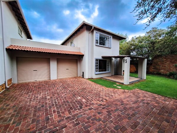 7 Bed House in Krugersdorp North