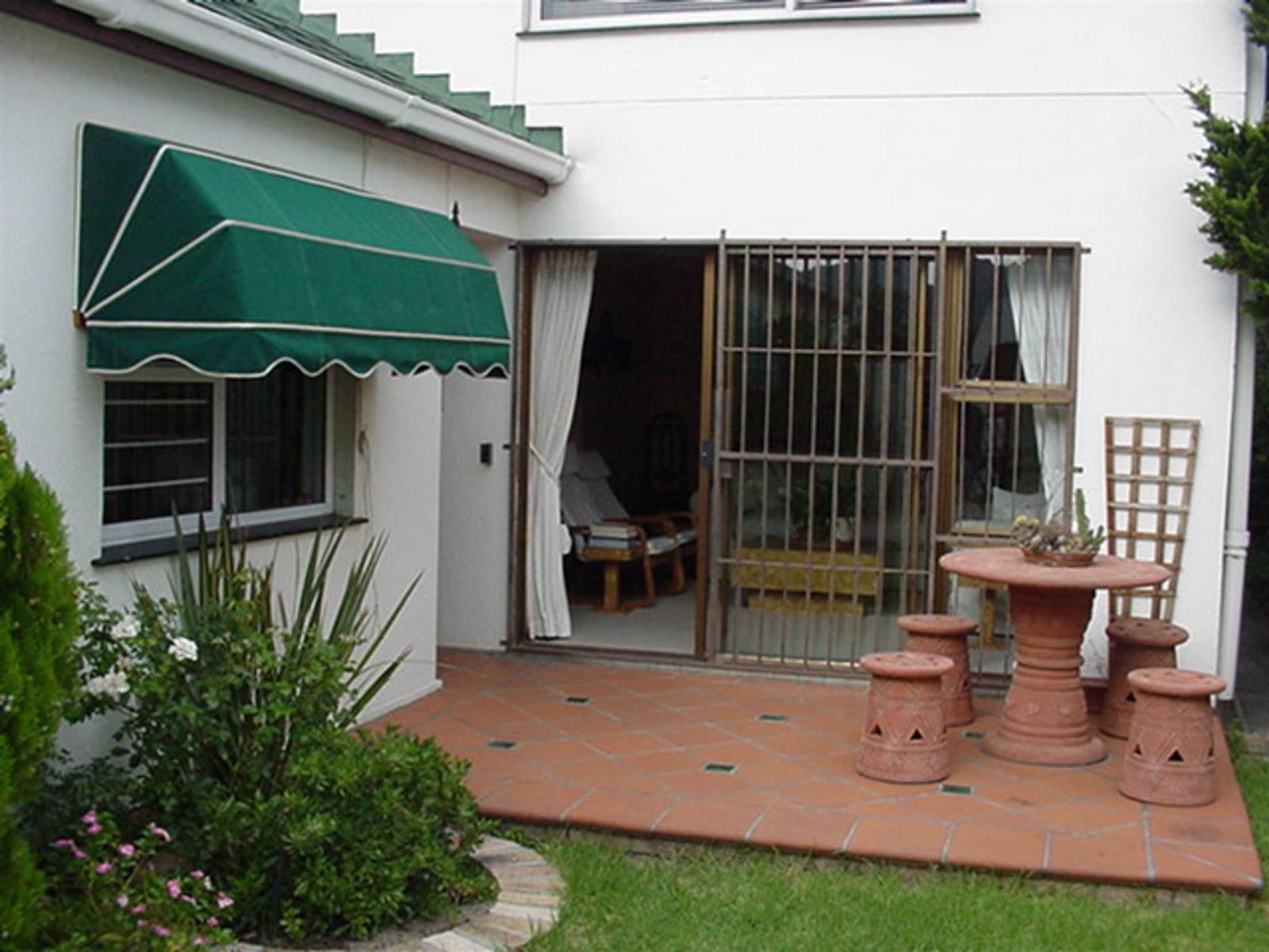 4 Bed House in Gordons Bay Central photo number 3