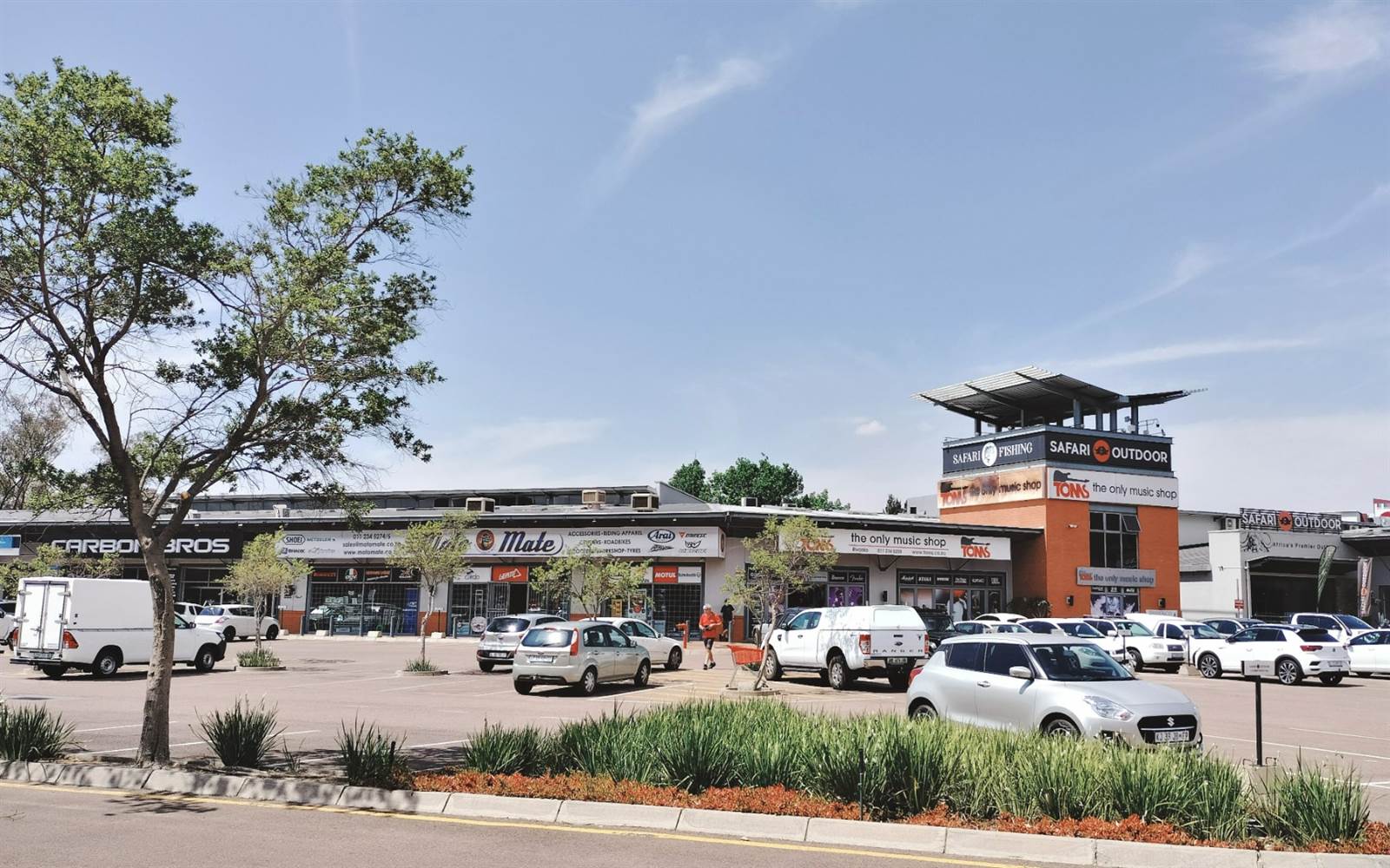 558  m² Commercial space in Rivonia photo number 1