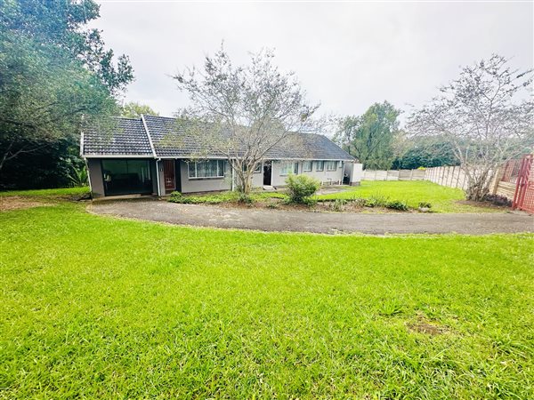 4 Bedroom House 4 Bedroom House