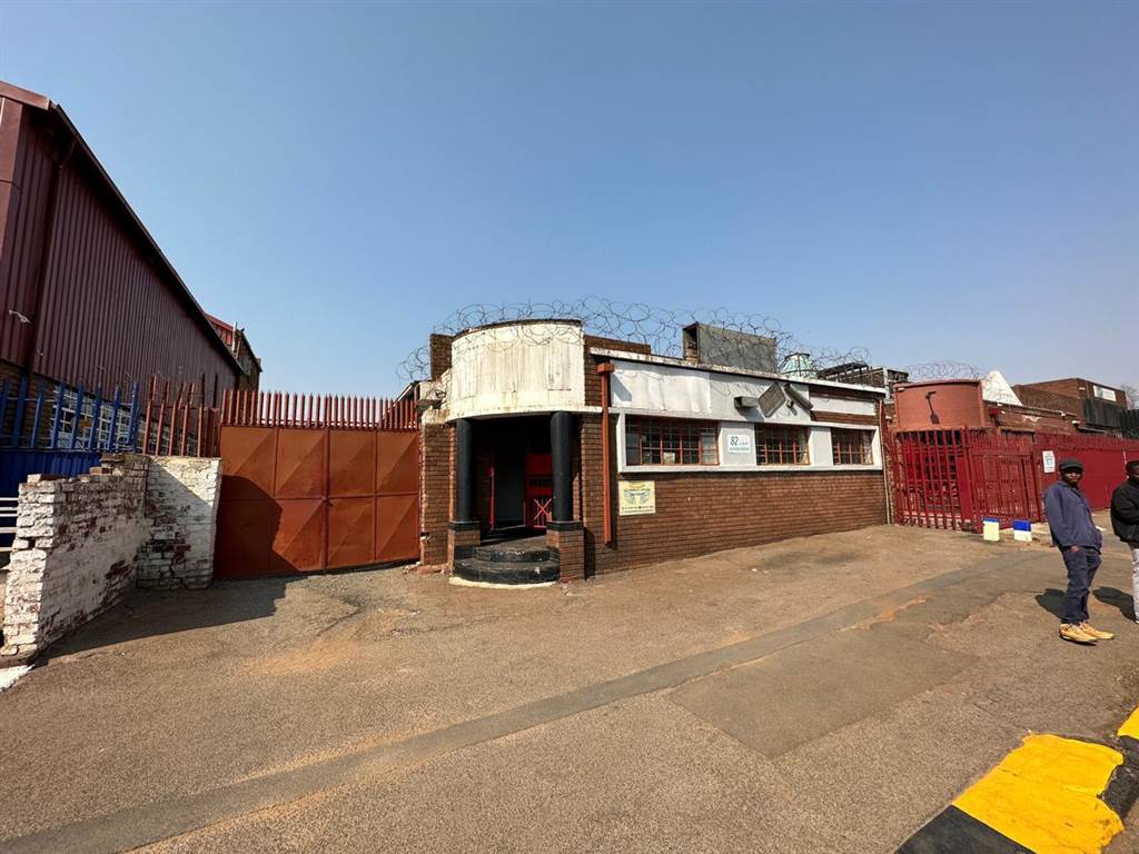 250  m² Industrial space in Booysens Reserve photo number 2