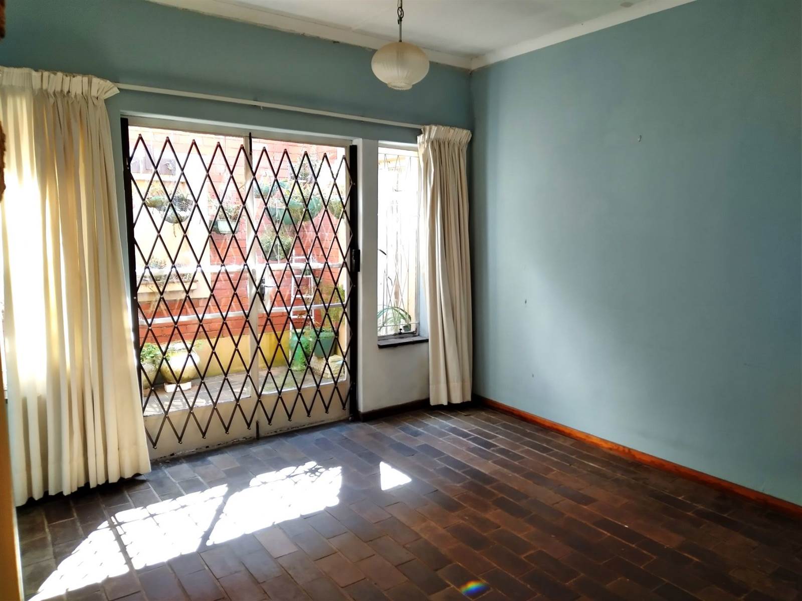 3 Bed Apartment in Howick photo number 6