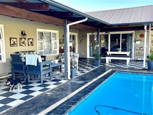 6 Bed House in Howick