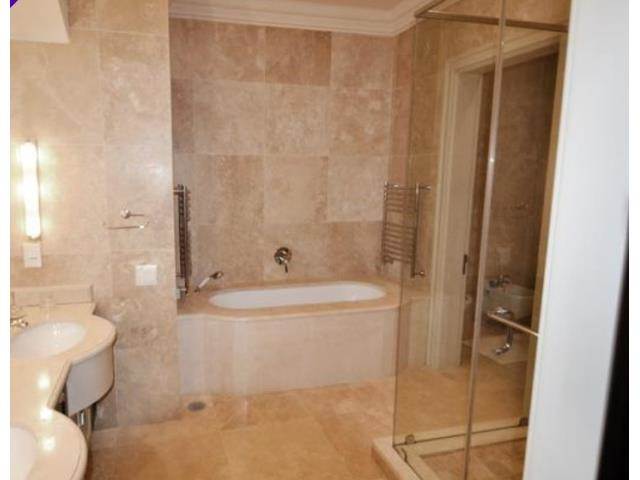 4 Bed Penthouse in Sandton City photo number 19