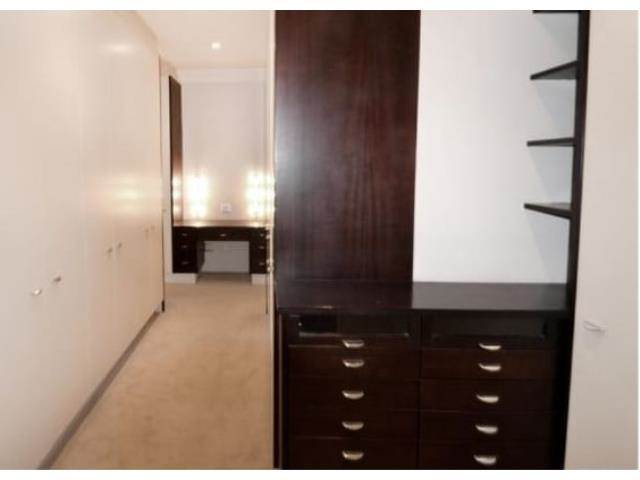 4 Bed Penthouse in Sandton City photo number 14
