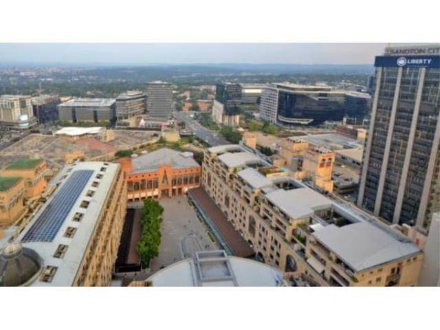 4 Bed Penthouse in Sandton City photo number 20