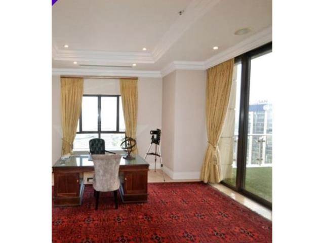 4 Bed Penthouse in Sandton City photo number 11