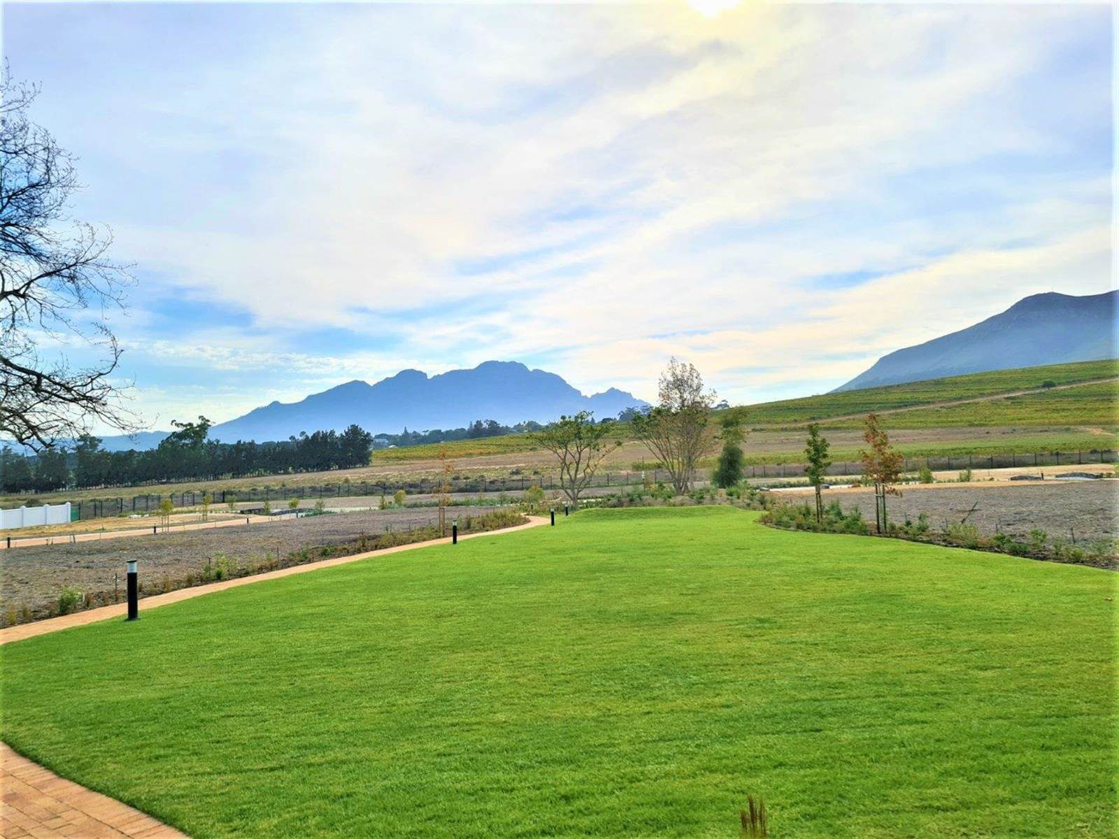 4 Bed House in Paradyskloof photo number 1