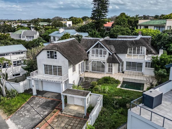 3 Bedroom House 3 Bedroom House