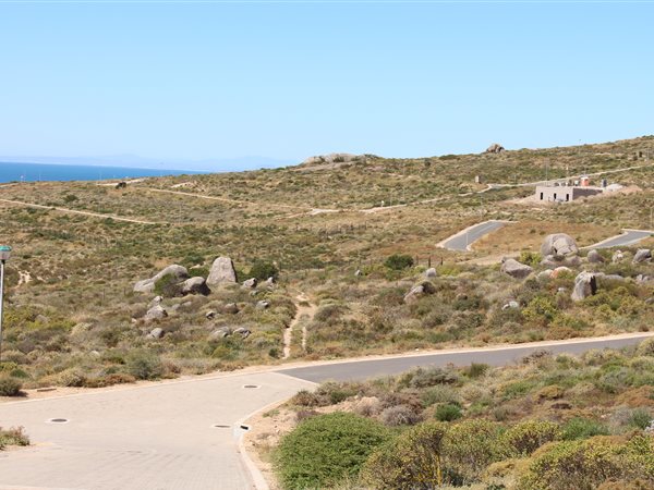 427 m² Land available in St Helena Views