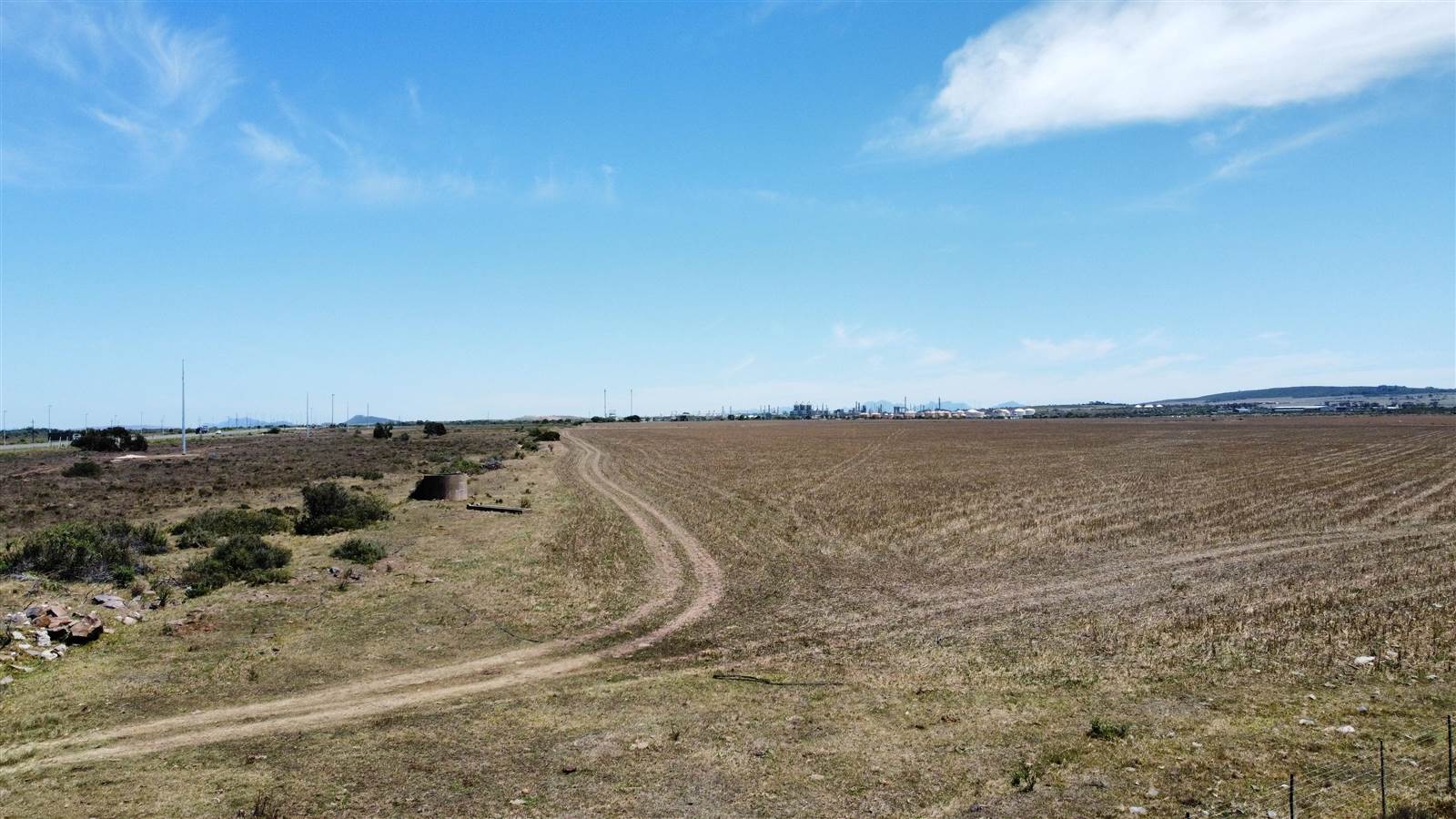 35 ha Land available in Mossdustria photo number 2
