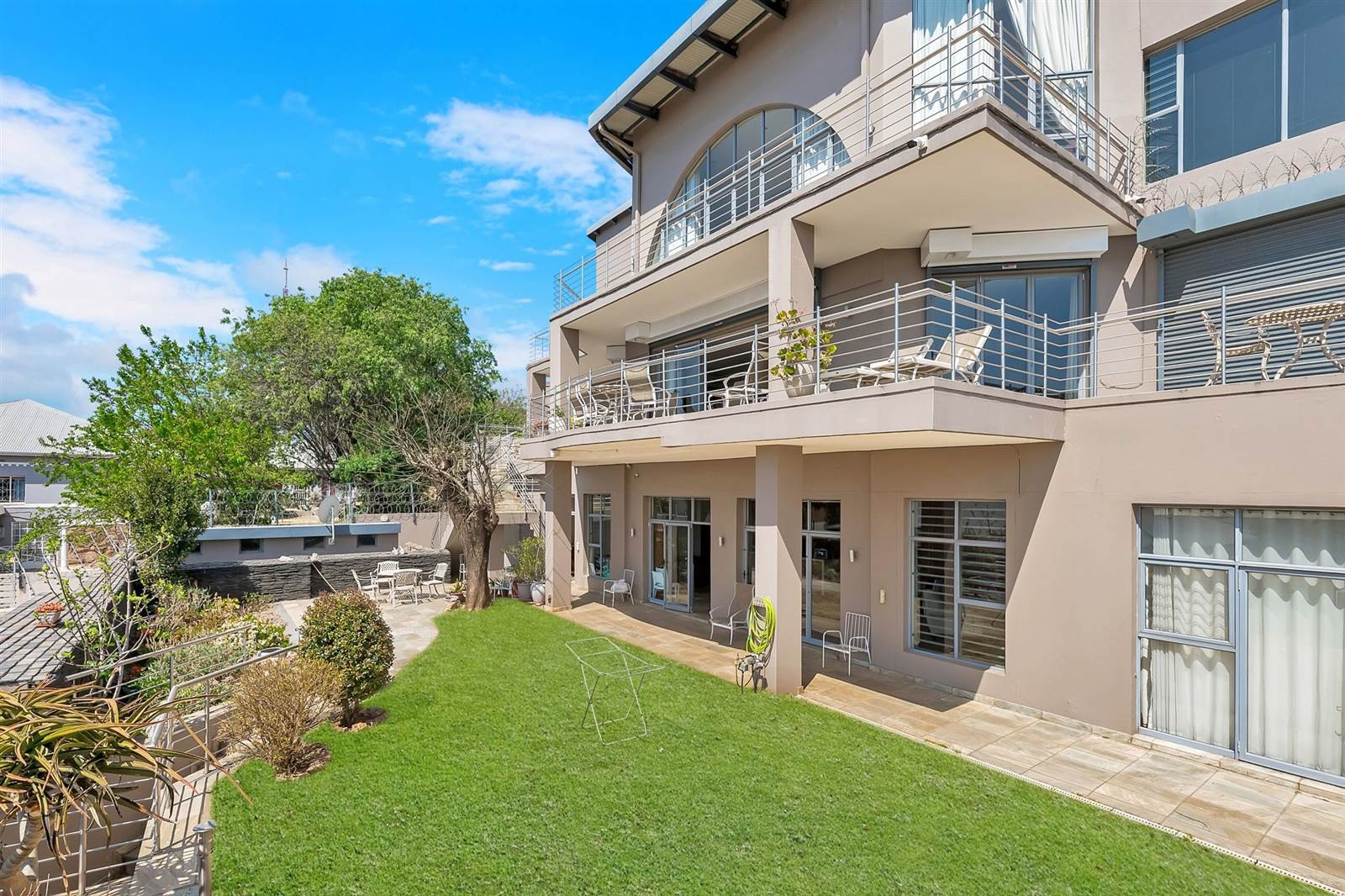 6 Bed House in Auckland Park photo number 1