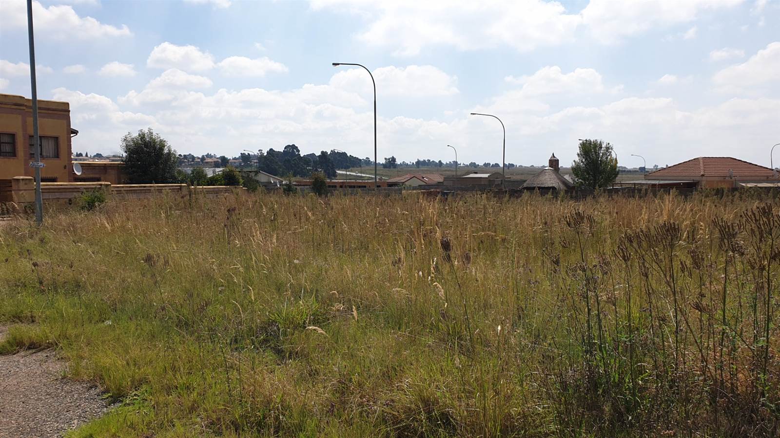 1043 m² Land available in Krugersrus photo number 3