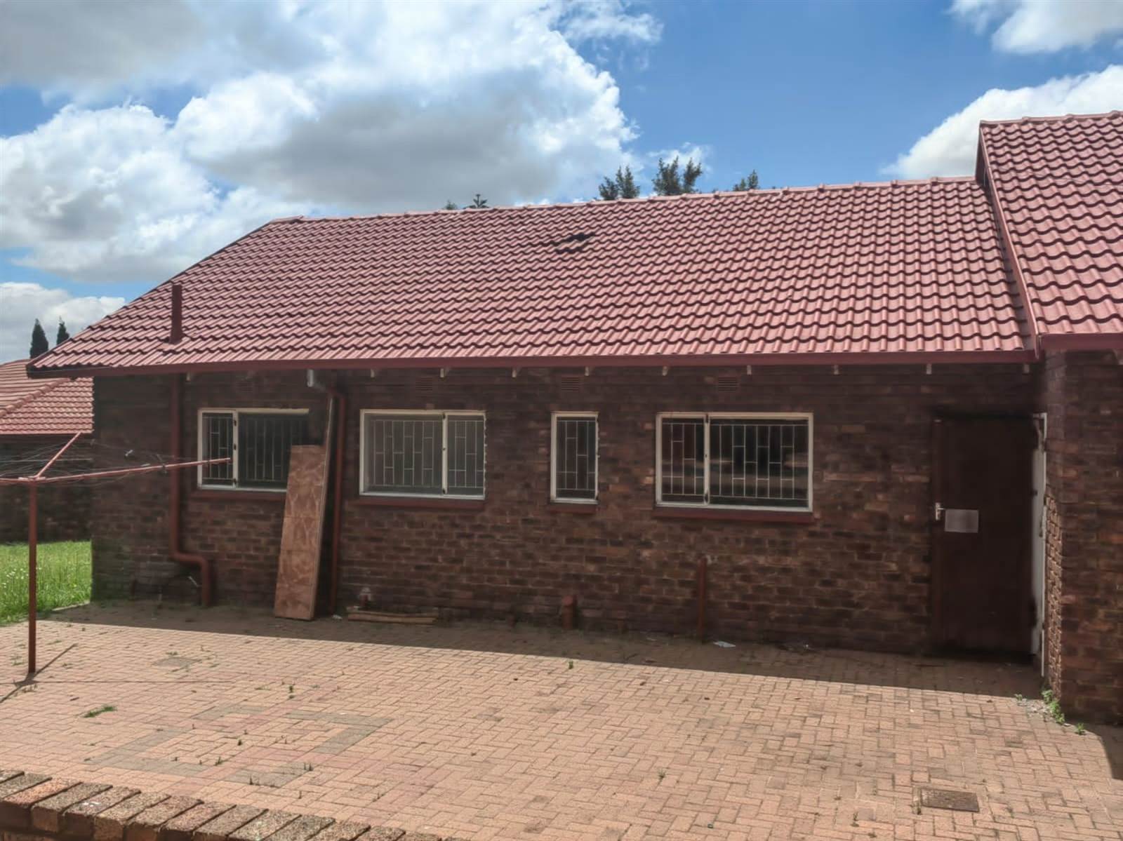 1.6 ha Land available in Witbank Central photo number 2