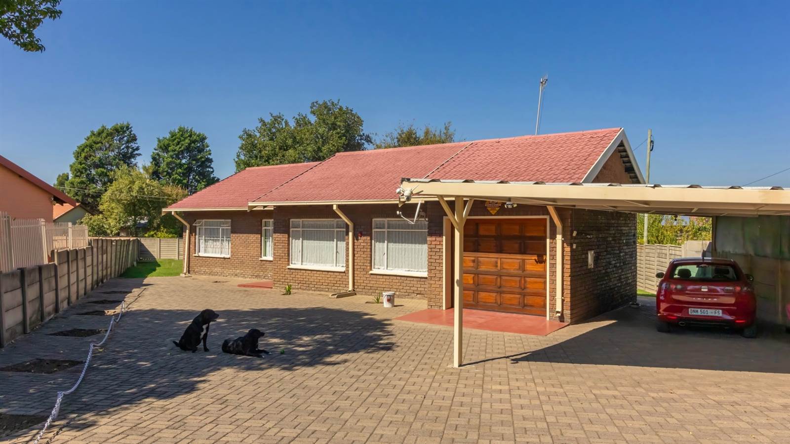 3 Bed House in Uitsig photo number 26