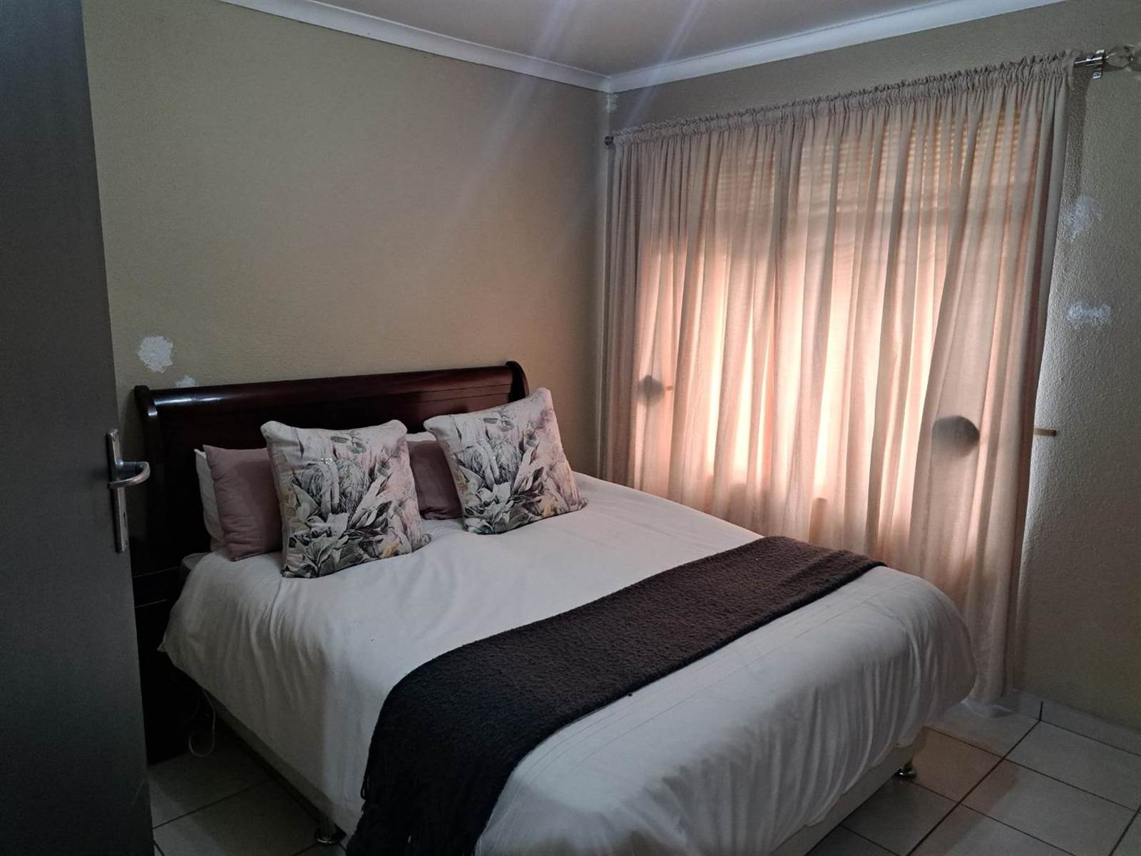 4 Bed House in Secunda Central photo number 12