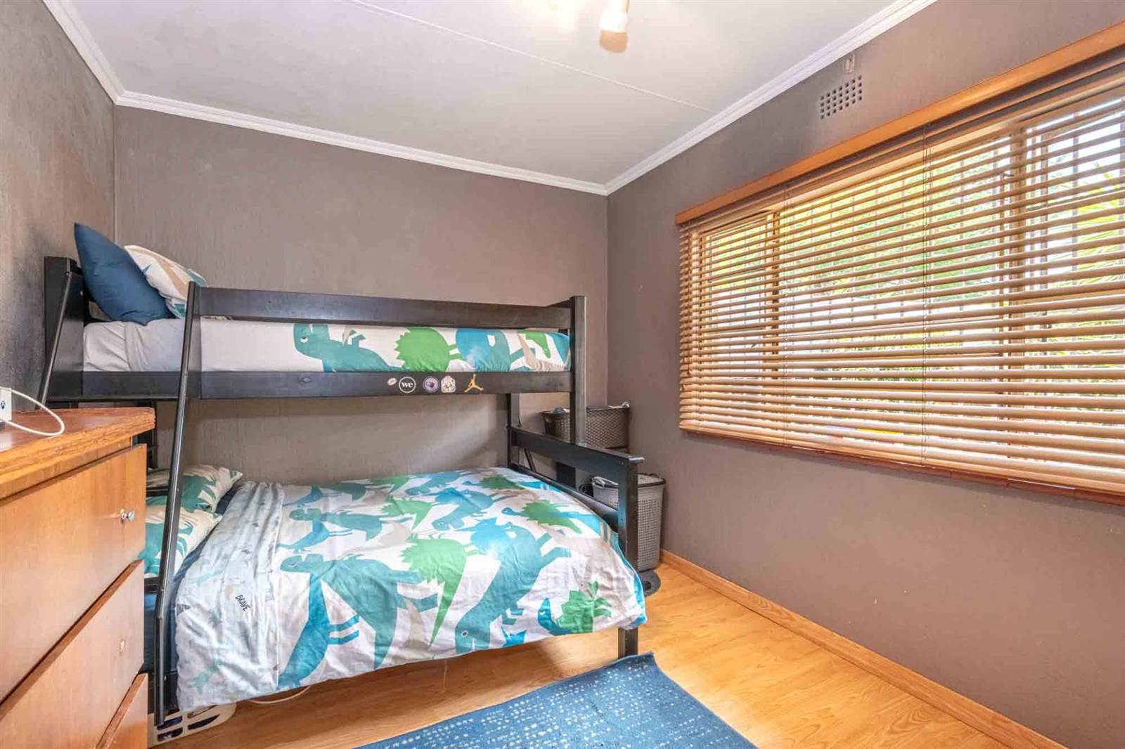 2 Bed Townhouse in Weltevreden Park photo number 10