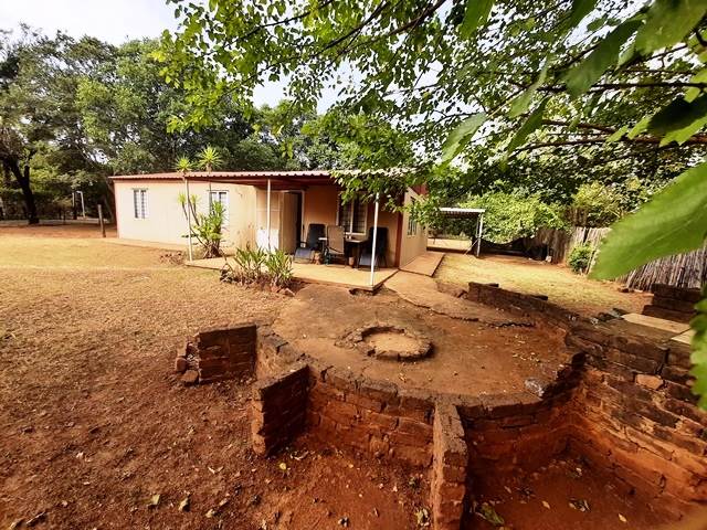3 Bed House in Hartbeespoort Dam photo number 13