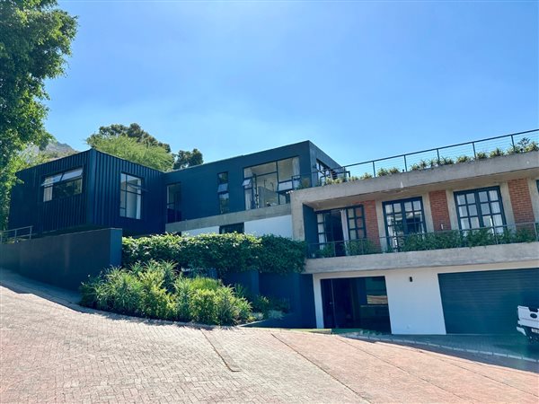 6 Bed House in Paarl