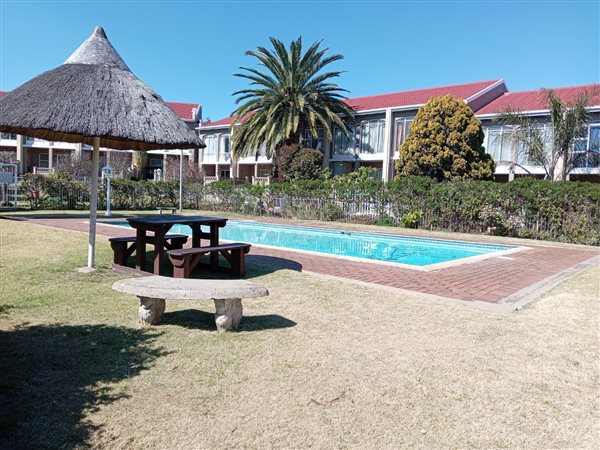 2 Bedroom Townhouse