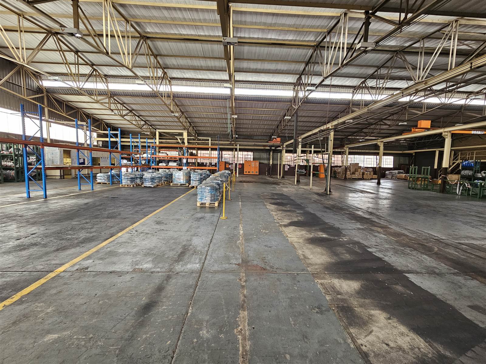 1850  m² Industrial space in Wadeville photo number 2