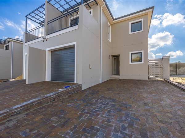 3 Bedroom Duplex