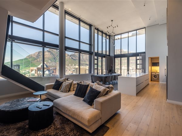 4 Bed Penthouse in Cape Town City Centre