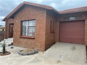 6 Bed House in Tembisa