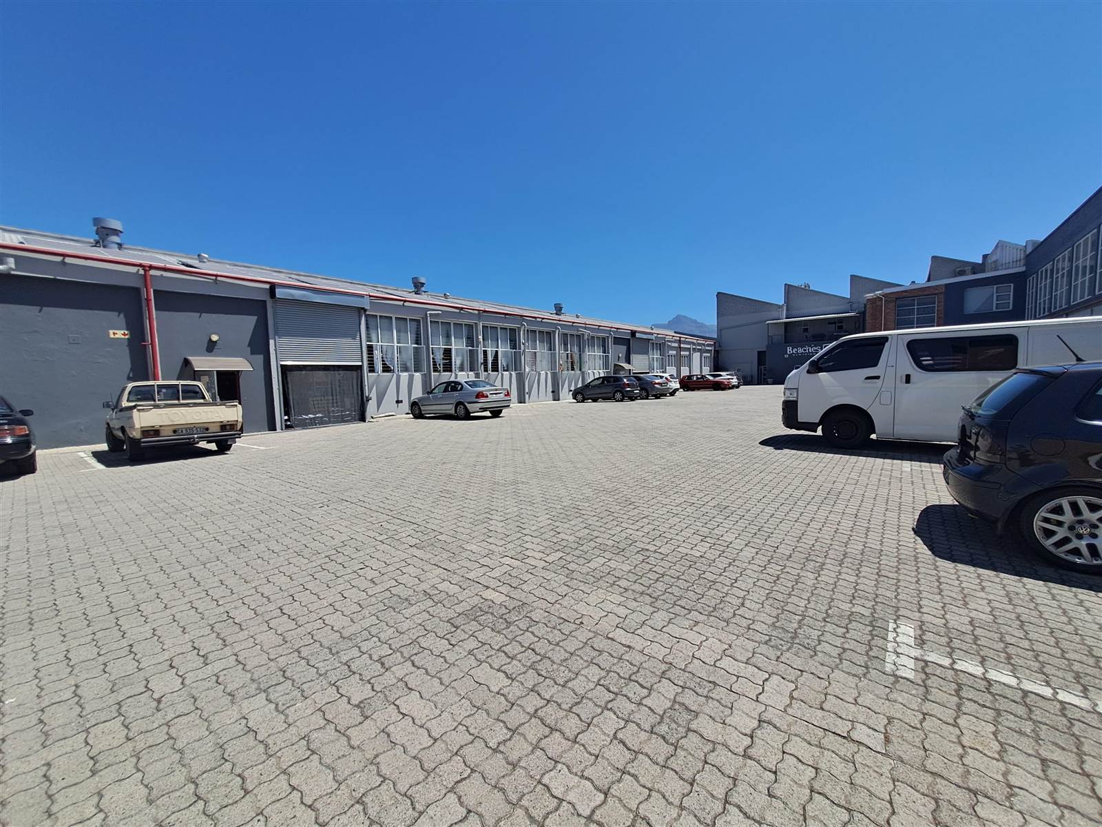 1420  m² Industrial space in Maitland photo number 5